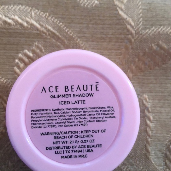 Eyeshadow - Picture 5 of 5